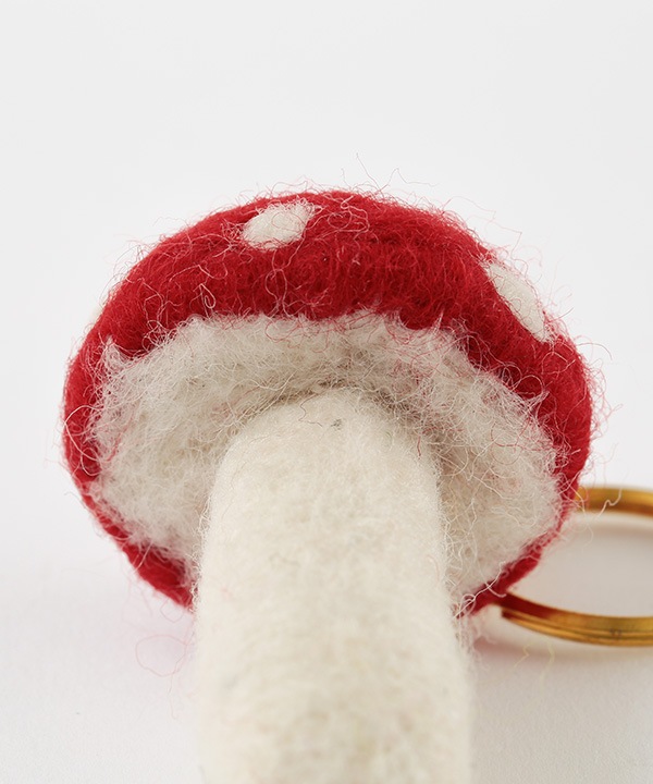 フェルトキーホルダー キノコ M16-2845