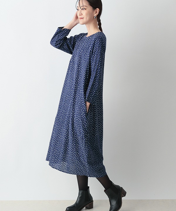 小さなポルカドット・ブロックプリント・綿麻レーヨンコクーンワンピース 25W419