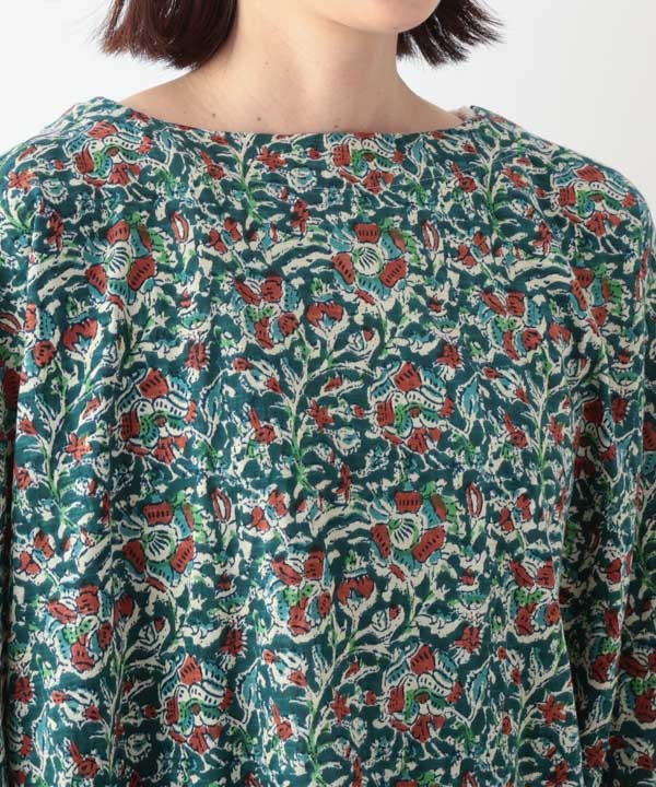 カラムカリ・プリントジャージラフ・ブラウス 25W420