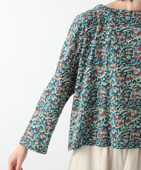 カラムカリ・プリントジャージラフ・ブラウス 25W420