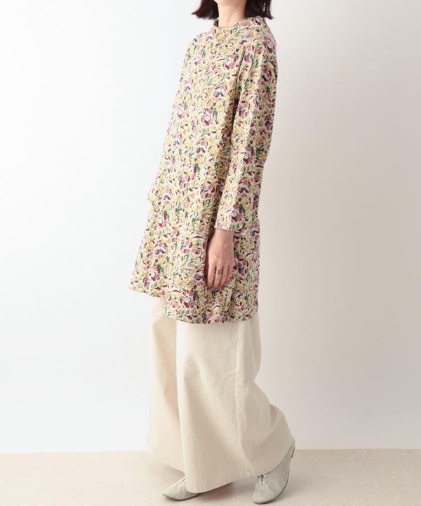 カラムカリ・プリントジャージオフボトルネック・チュニック 25W421