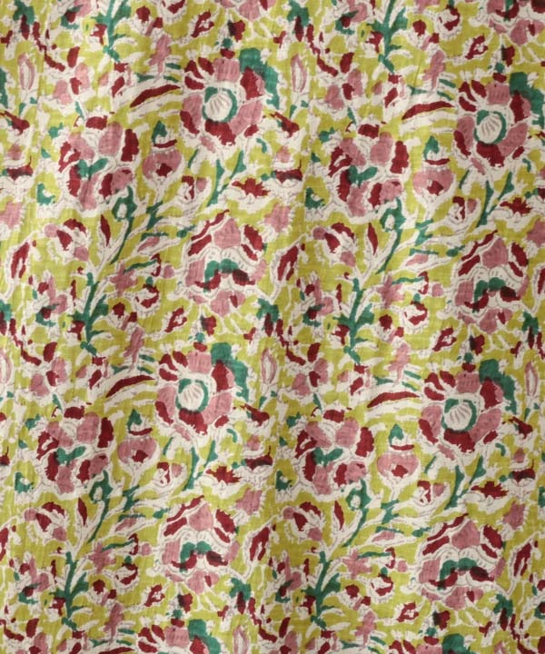 カラムカリ・プリントジャージオフボトルネック・チュニック 25W421