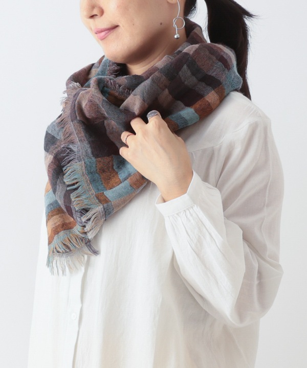 ウール100％ 幾何学柄ジャガードショール B25W040BE