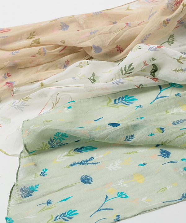 コットン100％ 小花柄プリントショール 160×40cm B25S016