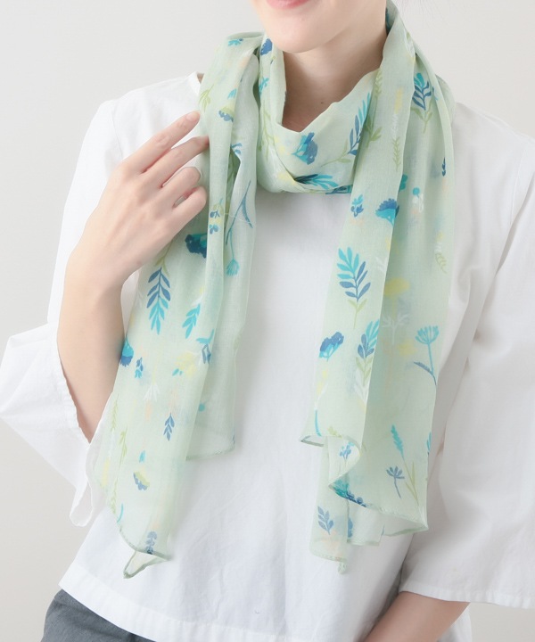 コットン100％ 小花柄プリントショール 160×40cm B25S016