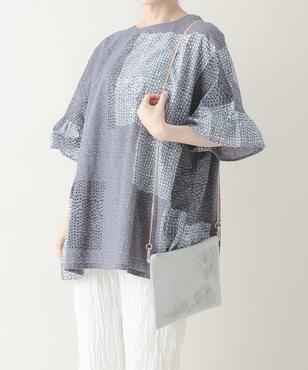 モノトーン花刺繍 ショルダーバッグ M42-2699