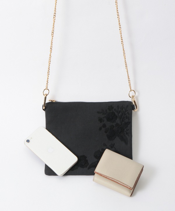 モノトーン花刺繍 ショルダーバッグ M42-2699