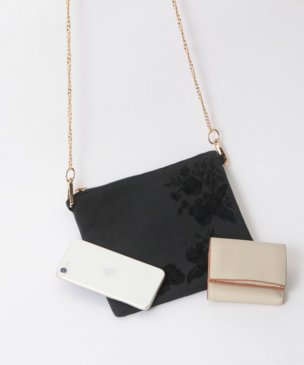 モノトーン花刺繍 ショルダーバッグ M42-2699