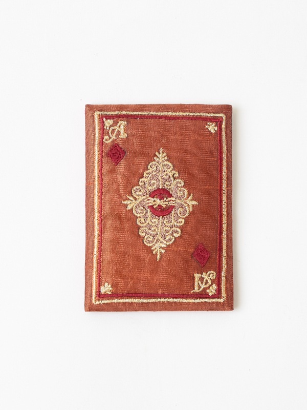 トランプ刺繍 ハンドミラー（4カラー） M42-2093