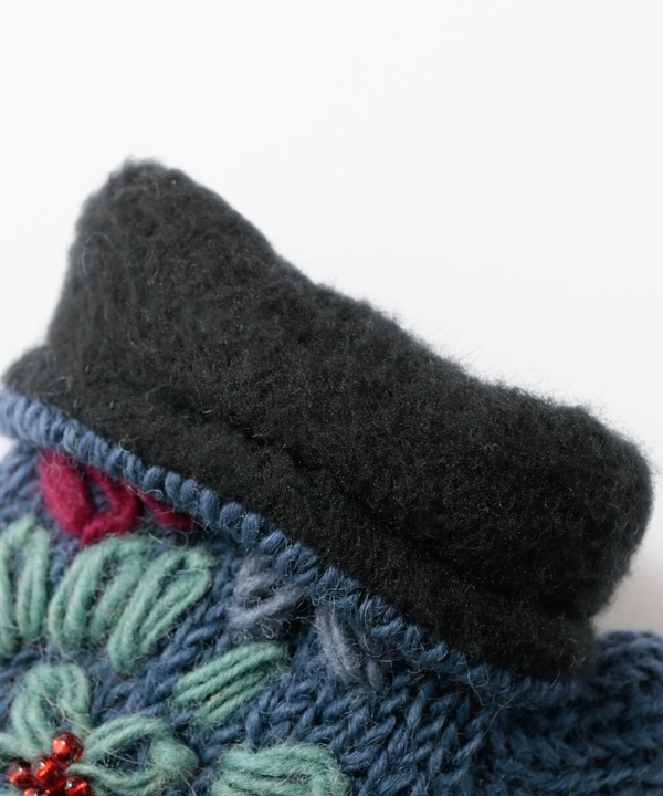 フラワー刺繍ハンドウォーマー（2カラー）H24W021