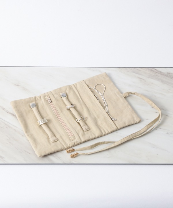 ビーズ刺繍 アクセサリーケース M42-2703