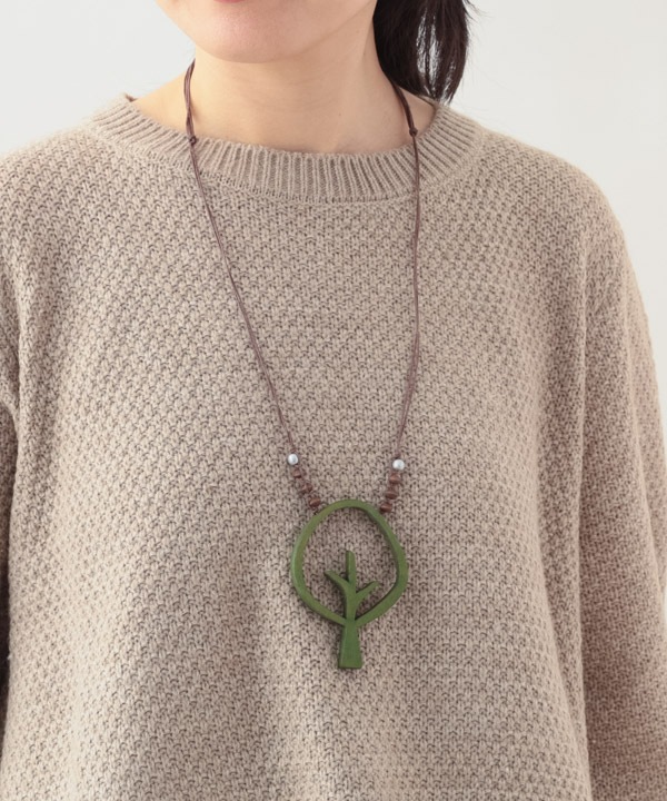 ウッド 透かし ツリーネックレス A25WPN062
