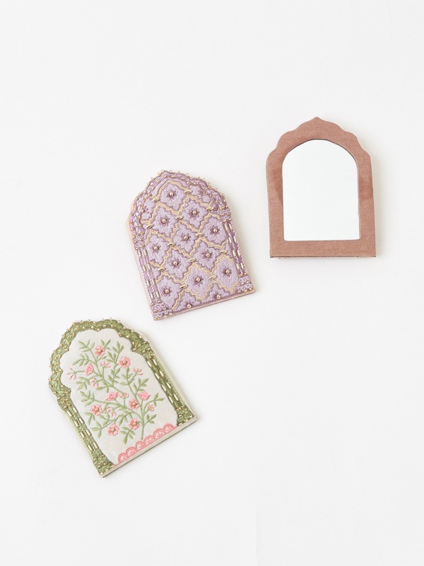 インドドア刺繍 ハンドミラー（3カラー） M42-2095