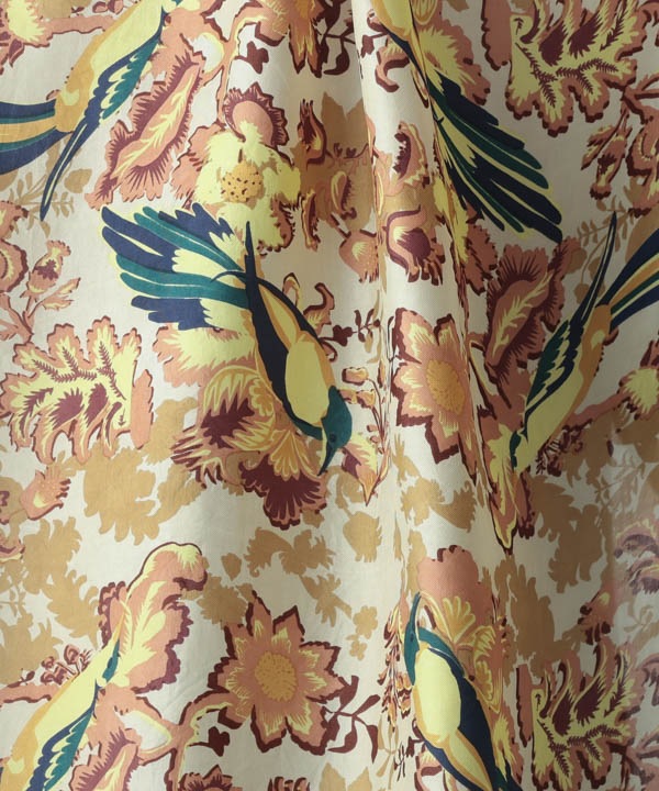 シルク100％ 花鳥柄スカーフ B25W052