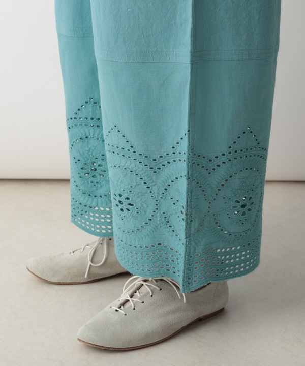 縁がかわいい刺繍コットンパンツ 26S029