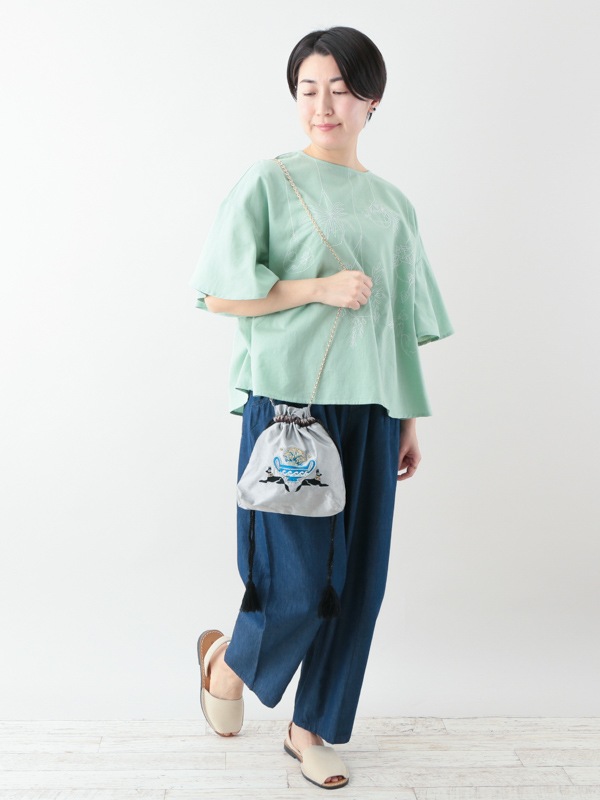 バステト・アヌビス刺繍ポーチショルダーバッグ 21×24×マチ6cm (2カラー)M42-2404