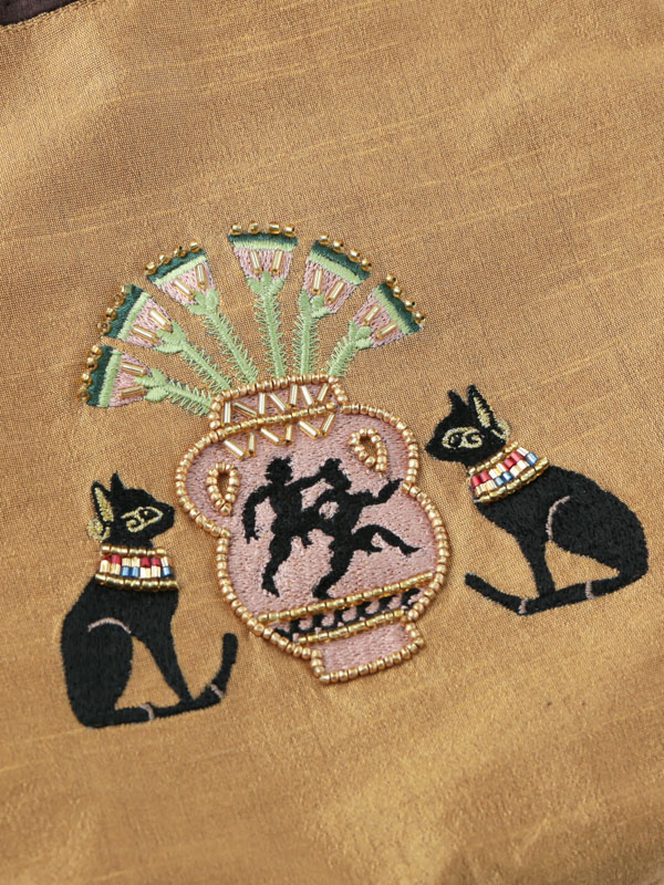 バステト・アヌビス刺繍ポーチショルダーバッグ 21×24×マチ6cm (2カラー)M42-2404