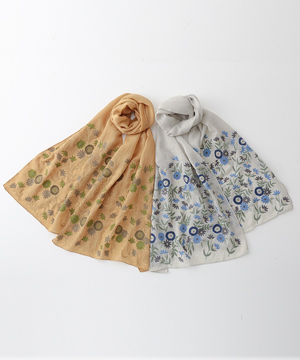 ウール100％ 花柄刺繍ショール B25W054
