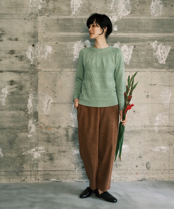 変わり編みポコポコ・ホールガーメント ニット求心アラン柄・プルオーバー 日本製 25W444