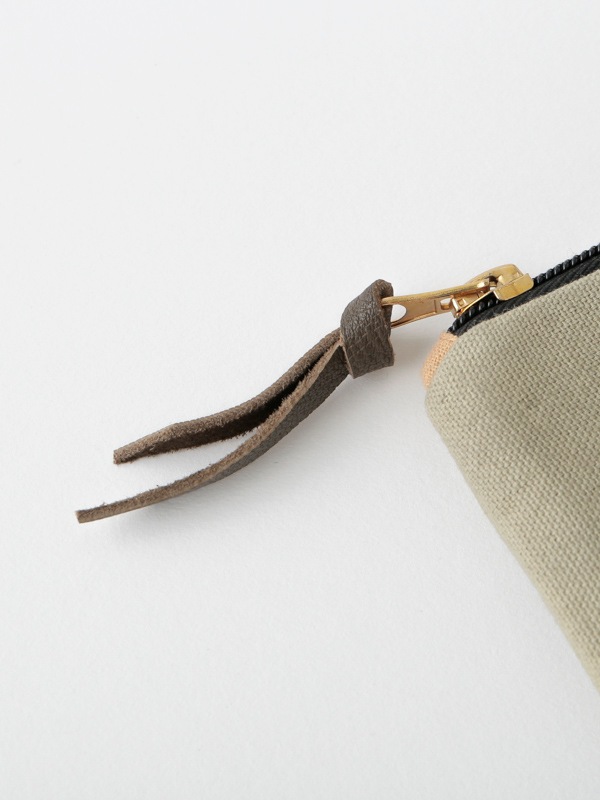 抽象画刺繍ポーチ 13×13cm （2カラー）M26-2173