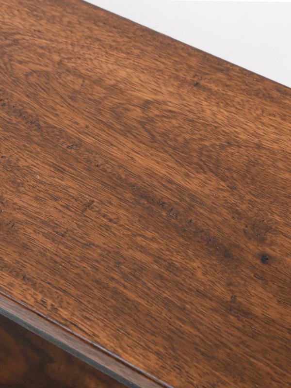 シーシャムウッド 卓上ディスプレイ 2段ラック スクロール 40×26cm IAPH058