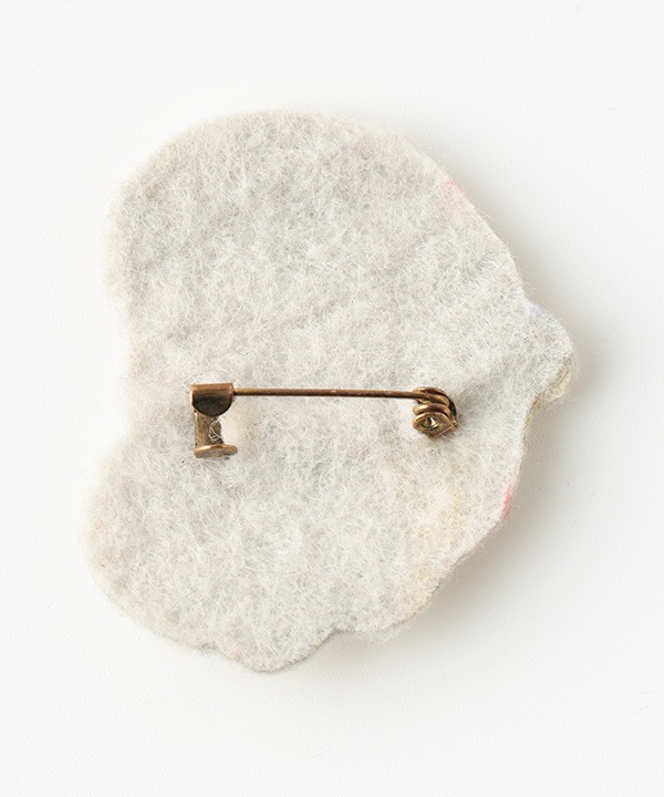 ザリ刺繍ブローチ サンタ M21-2868