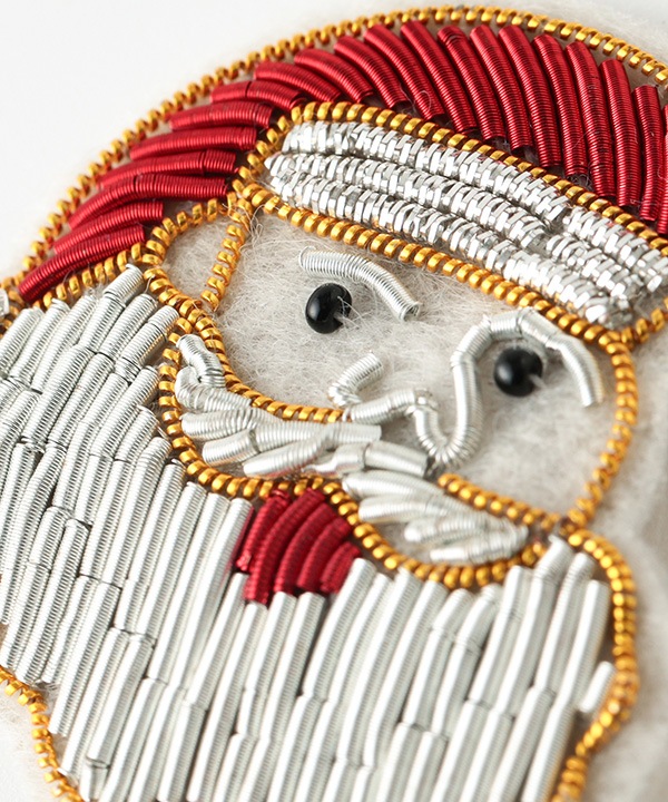 ザリ刺繍ブローチ サンタ M21-2868