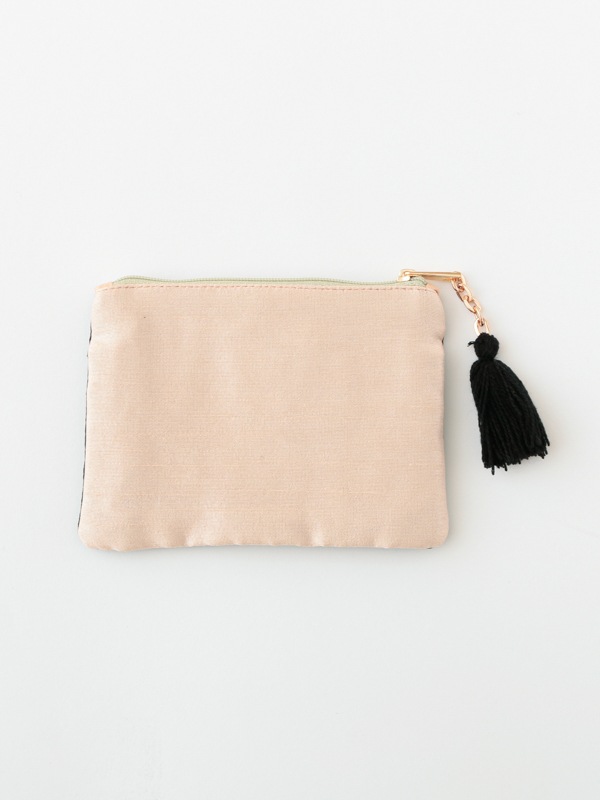 フラワービーズ刺繍ポーチ 14×10cm （3カラー）M42-2232