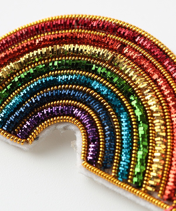 ザリ刺繍ブローチ レインボー M21-2869