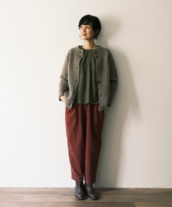 コーデュロイとお花ブロックプリントラフパンツ 25W449