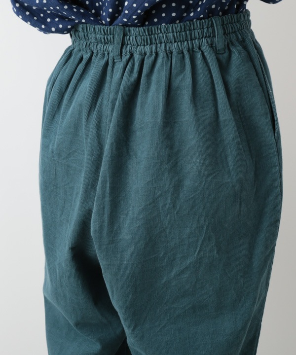 コーデュロイとお花ブロックプリントラフパンツ 25W449