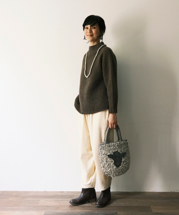 コーデュロイとお花ブロックプリントラフパンツ 25W449