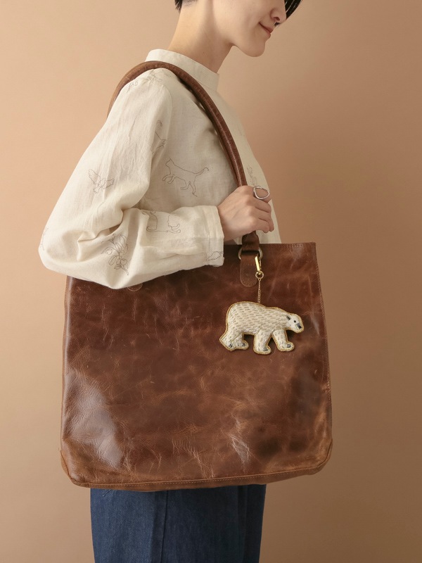 ザリ刺繍シロクマ バッグチャーム（キーホルダー） M21-0942 