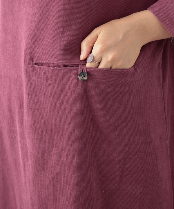 コーデュロイとお花ブロックプリントオフボトルネック・ワンピース 25W450