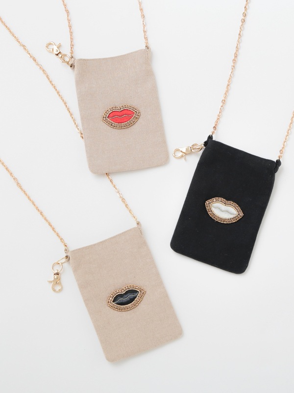 くちびるスマホポシェット（3カラー） M42-2236