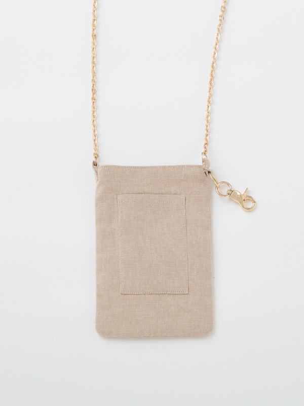 くちびるスマホポシェット（3カラー） M42-2236