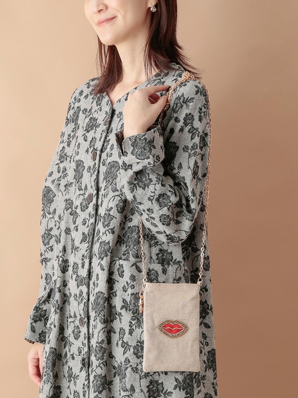 くちびるスマホポシェット（3カラー） M42-2236