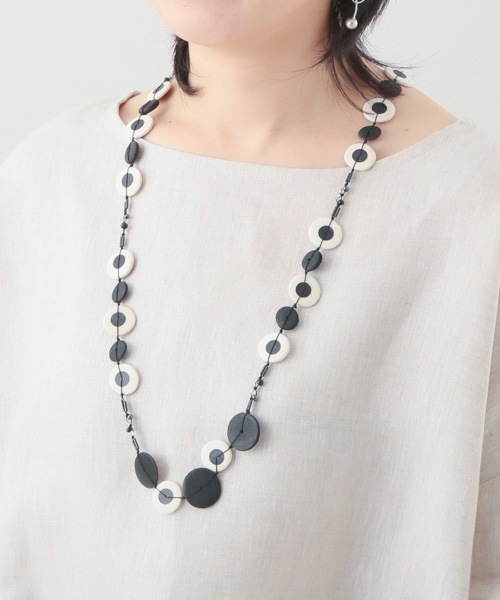 ウッド フラットサークル モノトーン ネックレス A25SPN018