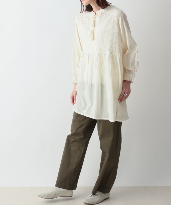 ラクノウ風刺繍コットンチュニック 25W010