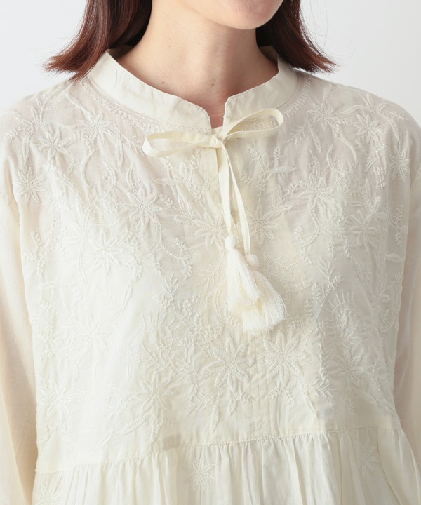ラクノウ風刺繍コットンチュニック 25W010