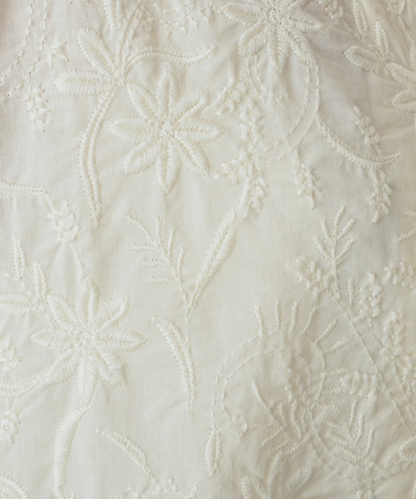 ラクノウ風刺繍コットンチュニック 25W010