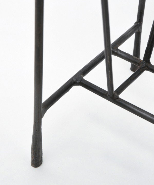 アイアンマガジンラック IAPH038A【3月上旬頃入荷予定】