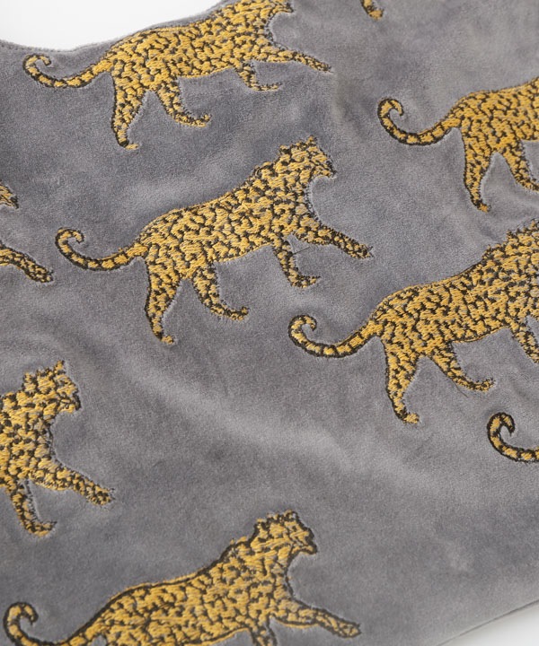 レオパード刺繍エプロンバッグ（2カラー） M30-2544