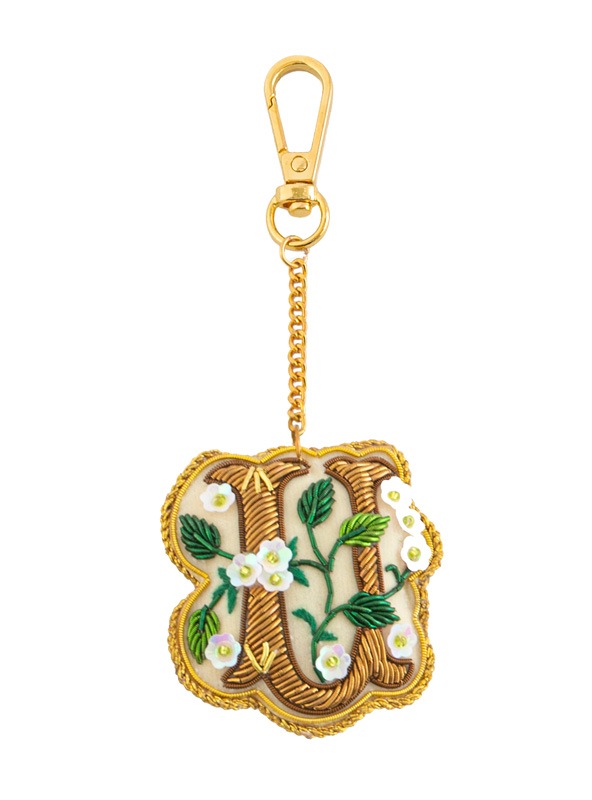 ザリ刺繍アルファベットフラワーA-Z バッグチャーム（キーホルダー） M21-1792