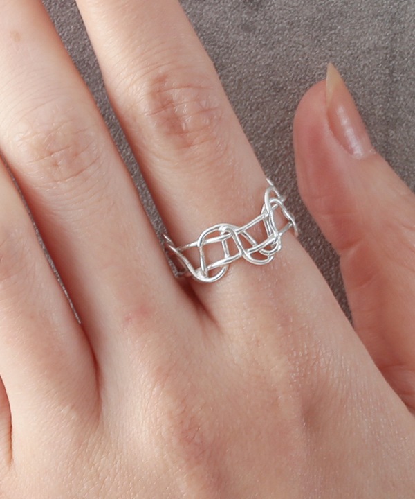 カレンシルバー ウェーブ リング（3サイズ） TGSR-2306 ★ 