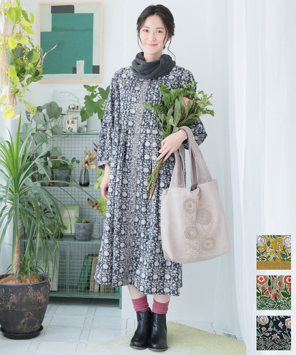 フローラルブロックプリントコットン前開ワンピース 25W022
