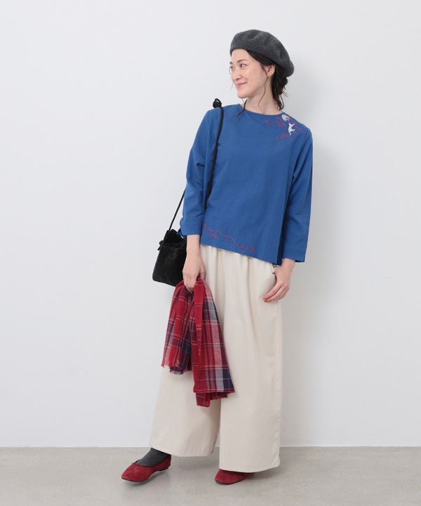 CAT刺繍コットンリネン2wayブラウス 25W027