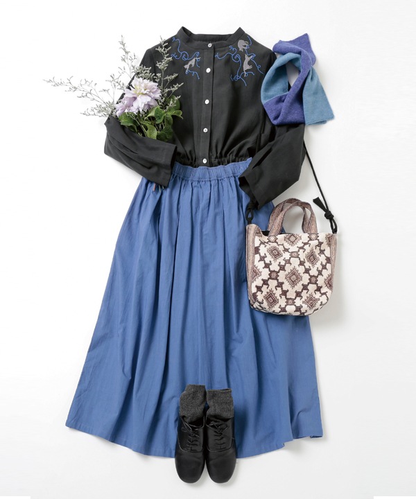 CAT刺繍コットンリネンロングブラウス 25W028