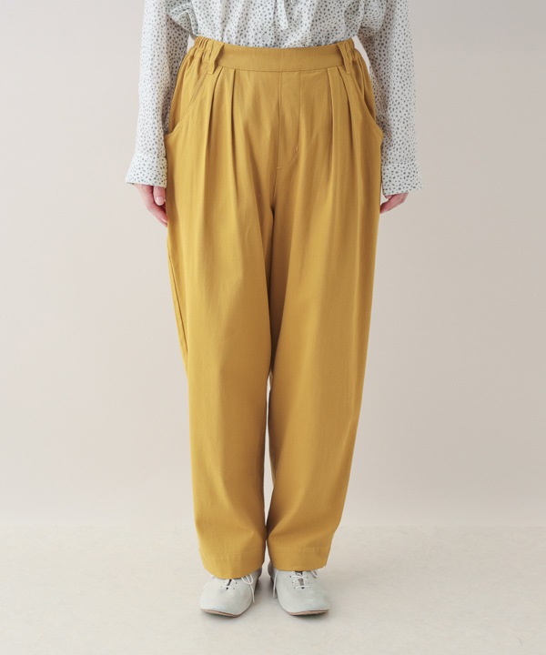 起毛コットンゆったりテーパードパンツ 25W037