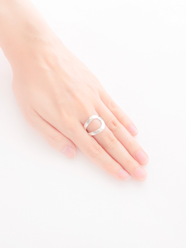 カレンシルバー カーブラウンド リング（3サイズ） 調整可 TGSR-2287 ★ 